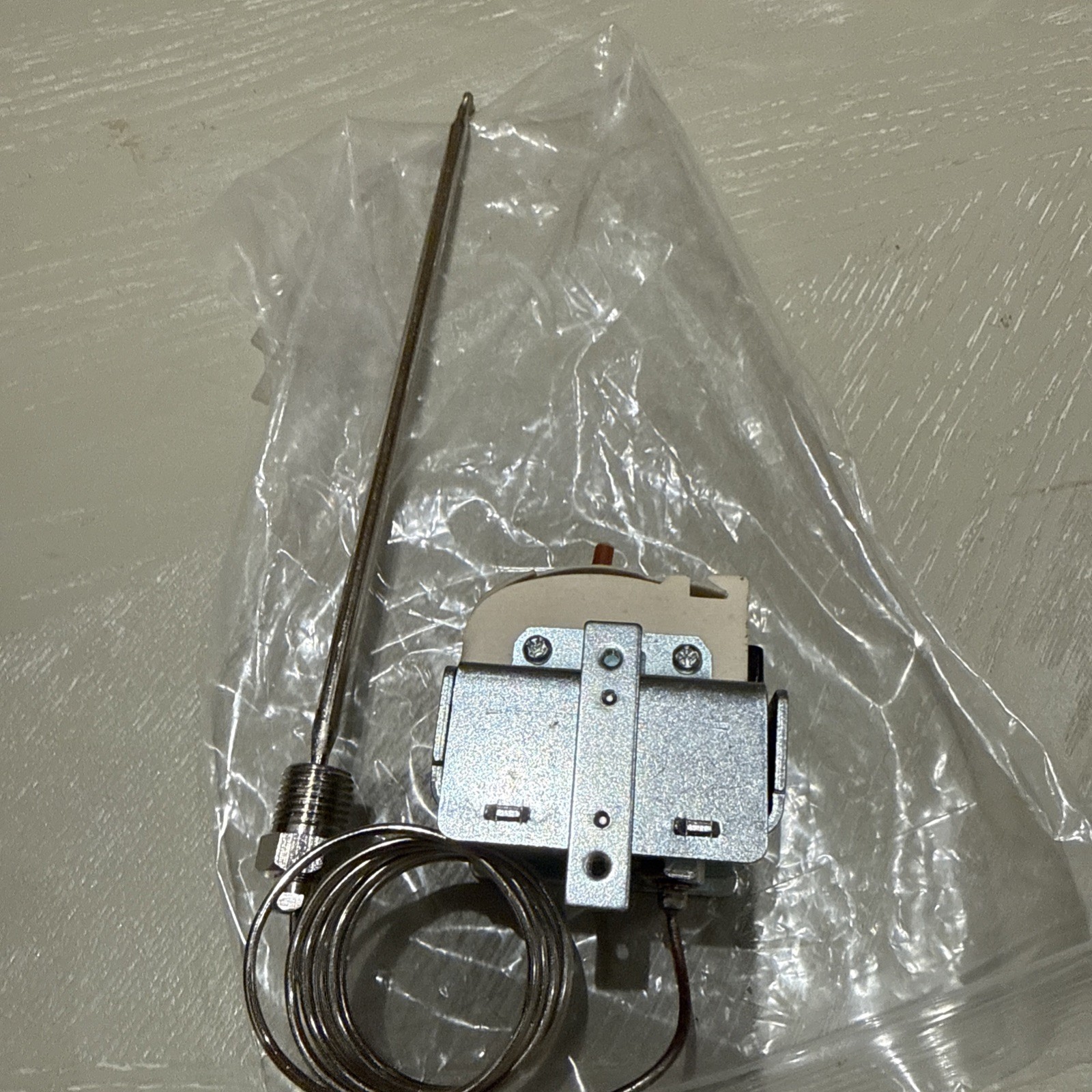 1 ROBERTSHAW LCH680240000 HIGH LIMIT SAFETY CUT OUT FRYER THERMOSTAT 232oC 450F
