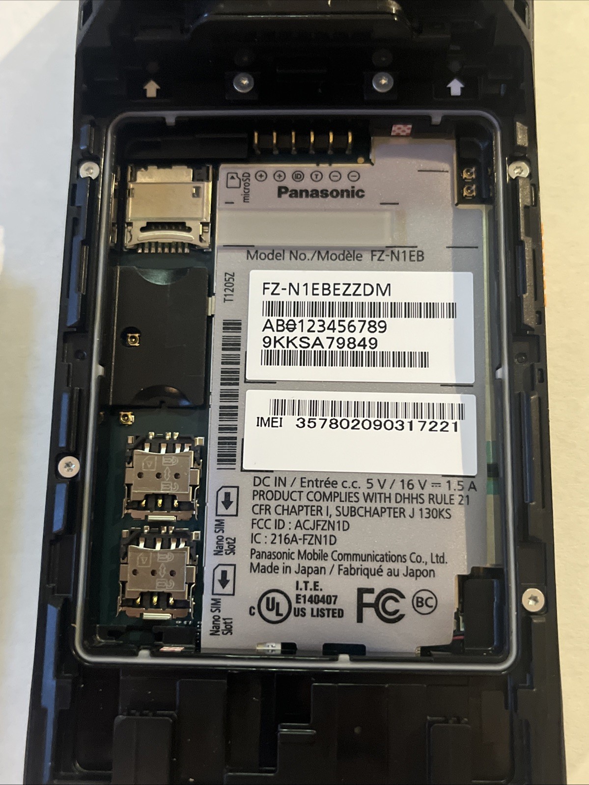 Panasonic FZ-N1EB ToughBook Mobile Handheld Scanner Unlocked Lot Of 5 W/DockChrg
