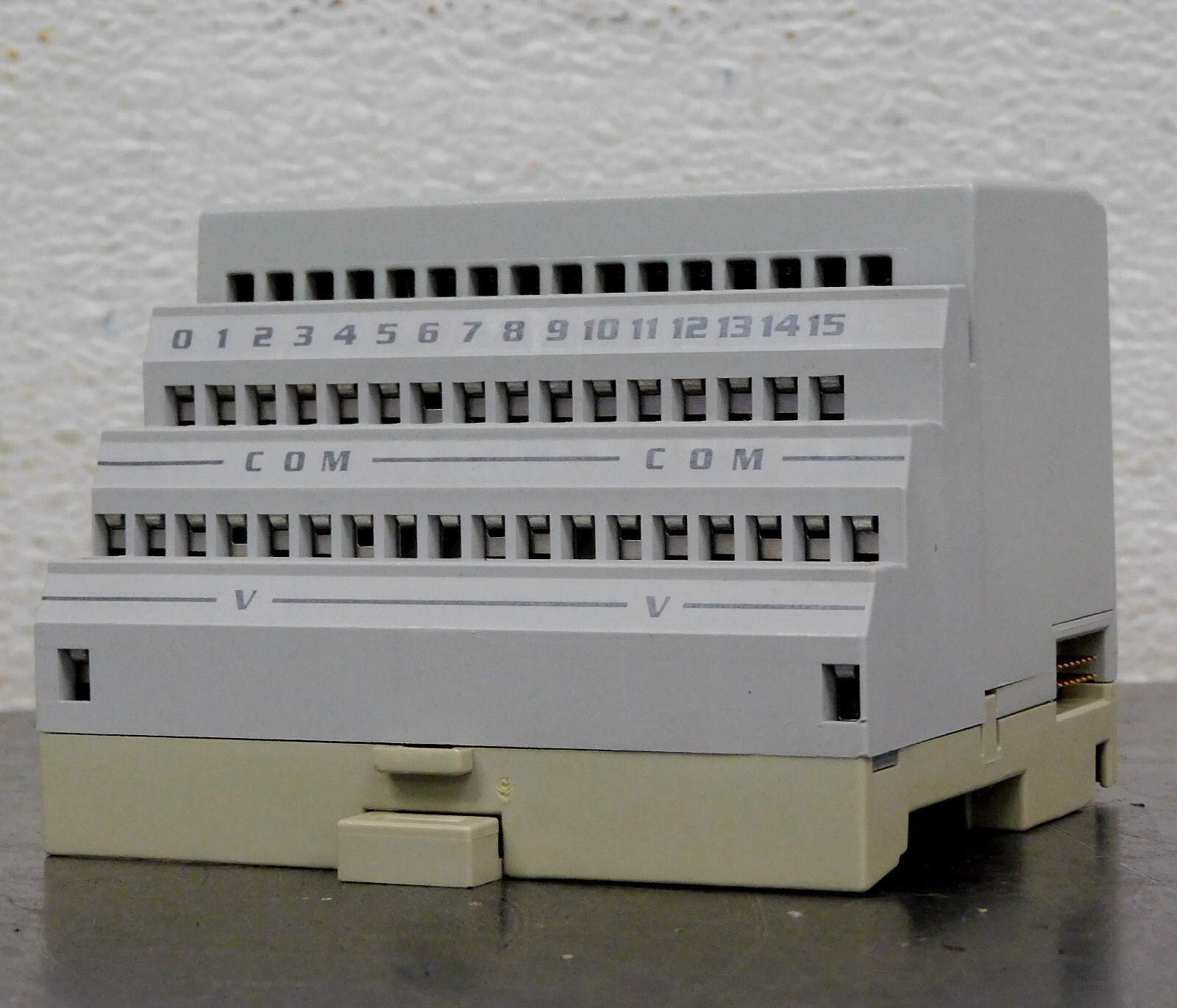 Allen Bradley 1794-OB16 Flex I/O Output Module 16 Outputs 24V DC Lot of Two (2)