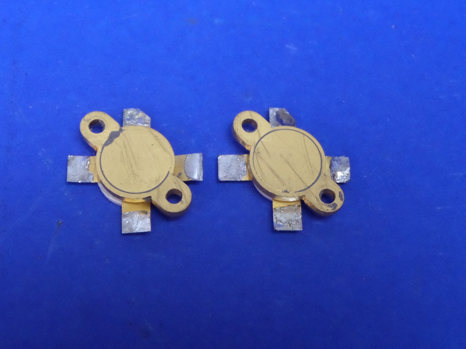 RF Mosfet 2x MSC VRF2933 lot of 2 tested & original (no china fake)