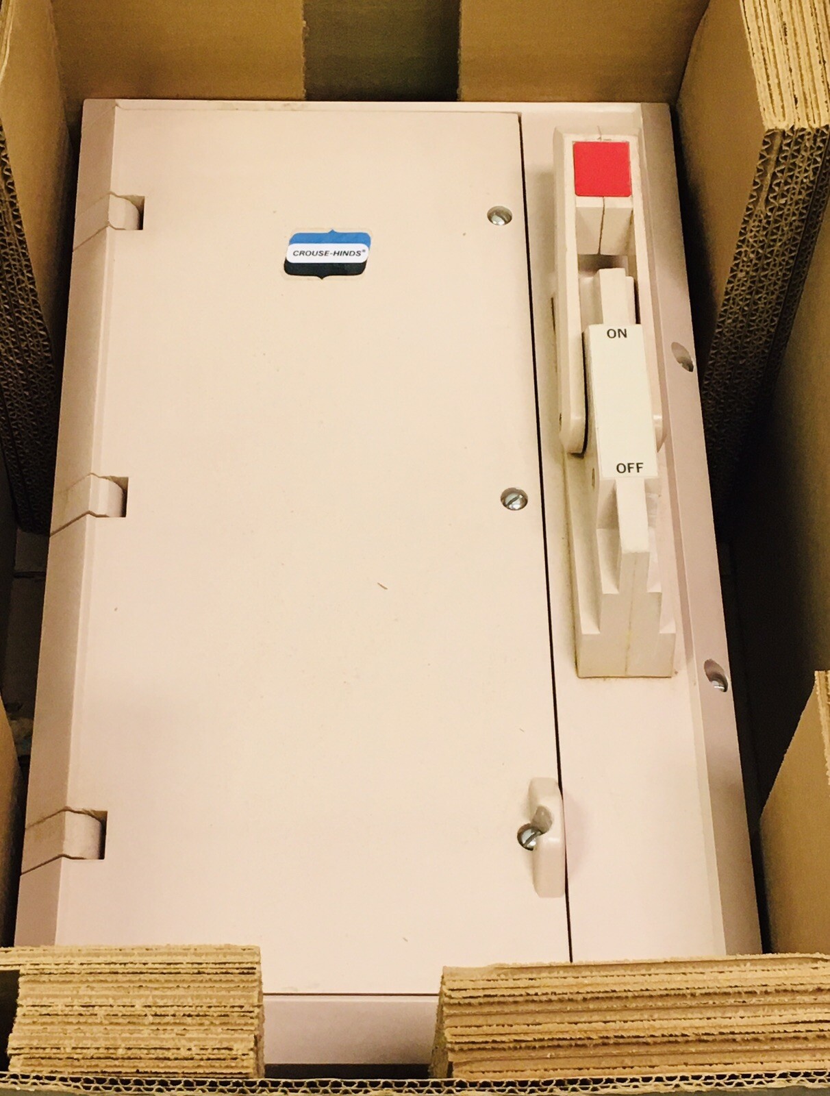 CROUSE HINDS NST1018F-D60361 KRYDON 60AMP FUSIBLE DISCONNECT SWITCH NEW IN BOX
