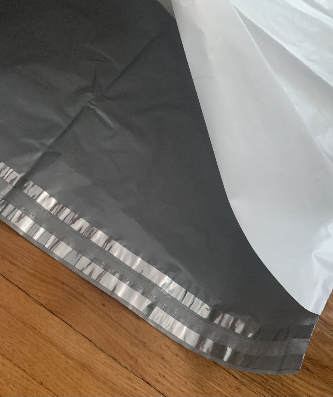 4 Poly Mailer bags 30”x 36” x 5” EXTRA LARGE 2.5 mil Shipping Bags P20