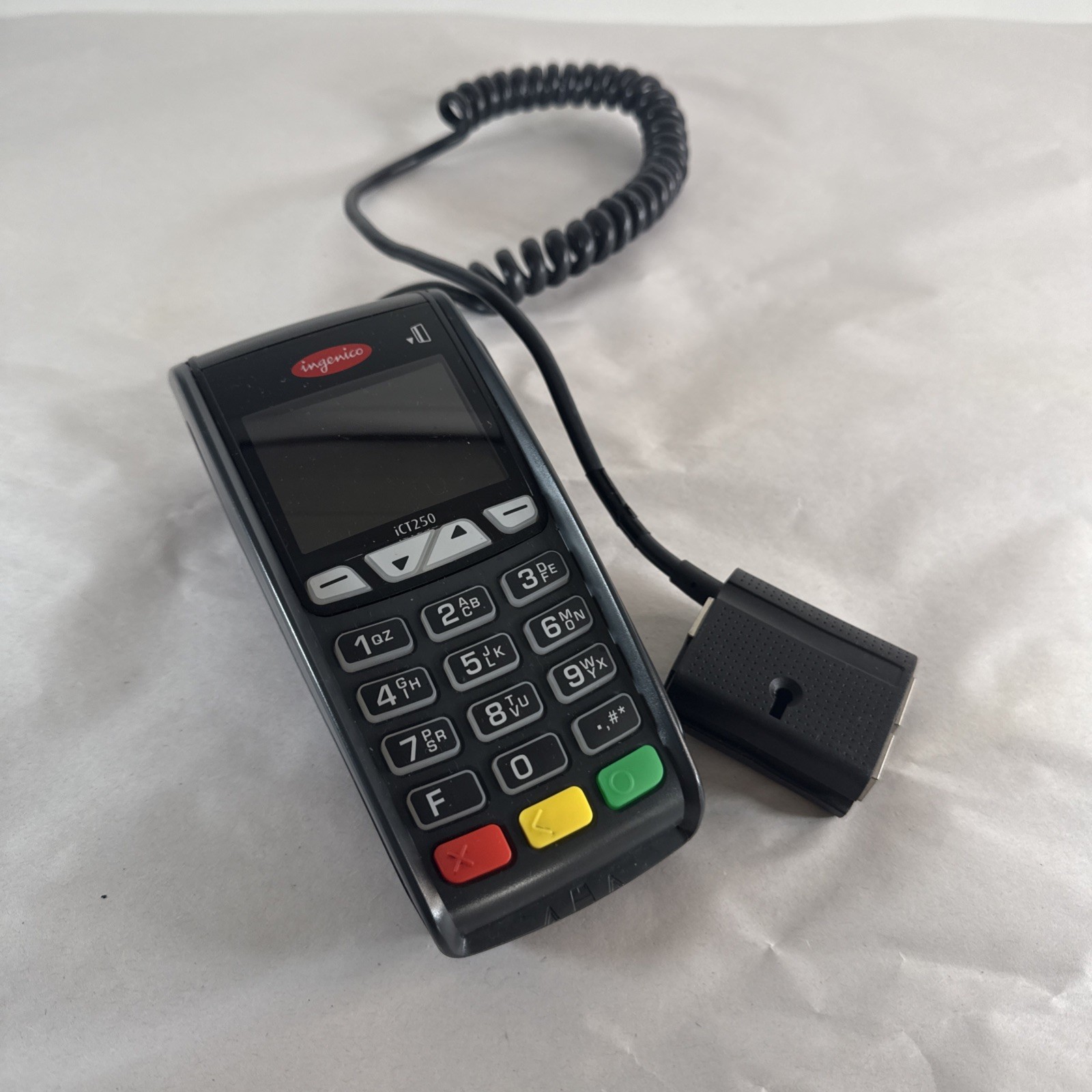 Ingenico iCT250 Credit Card Terminal Reader ICT250-01P1100H With Adapter