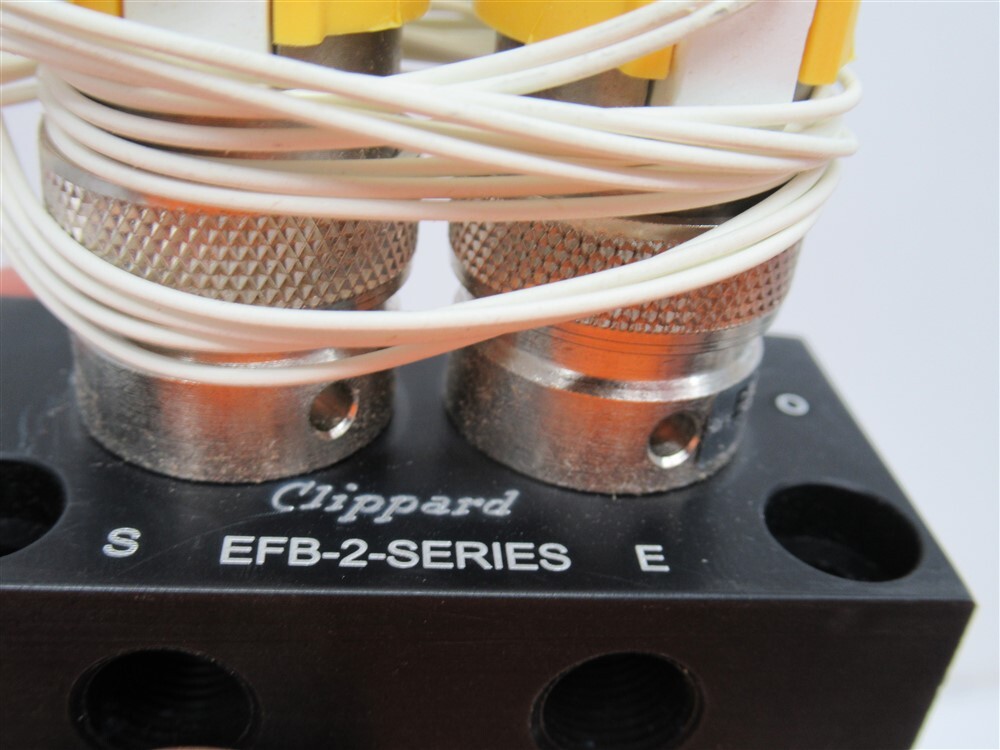 Clippard EFB-2-SERIES, Fill & Bleed Circuit Valve & Manifold, EV-2M-12