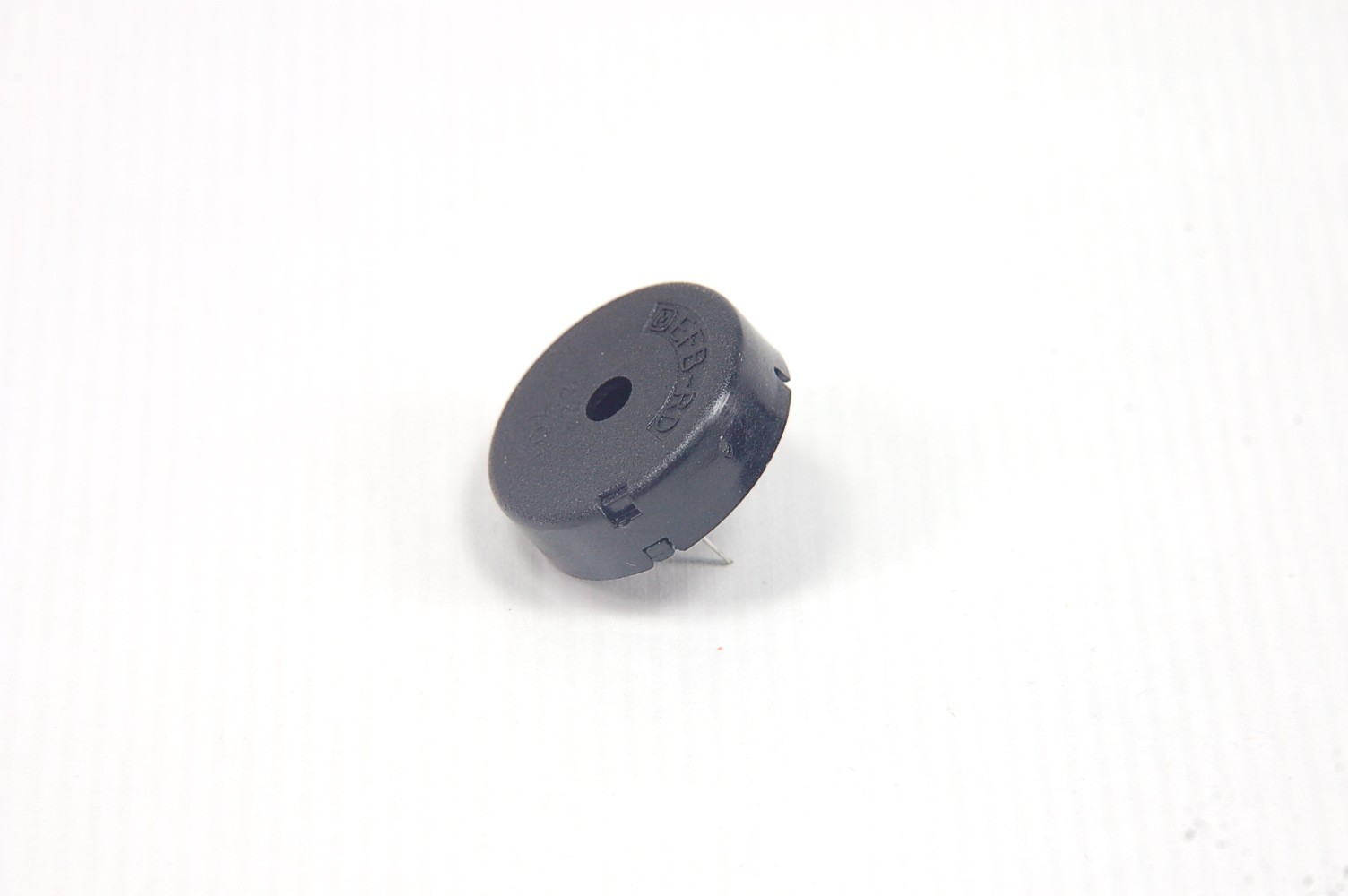 Lot of 4 – MATSUSHITA – EFB-RD24C41 – Peizo Ceramic Buzzers, 85dB, 15V p-p, 24mm