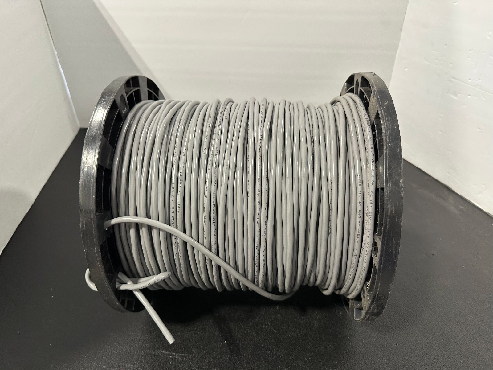 Carol Cable – Approx 700 FT + / 24AWG 2 Conductor Multi-Conductor Cable Gray