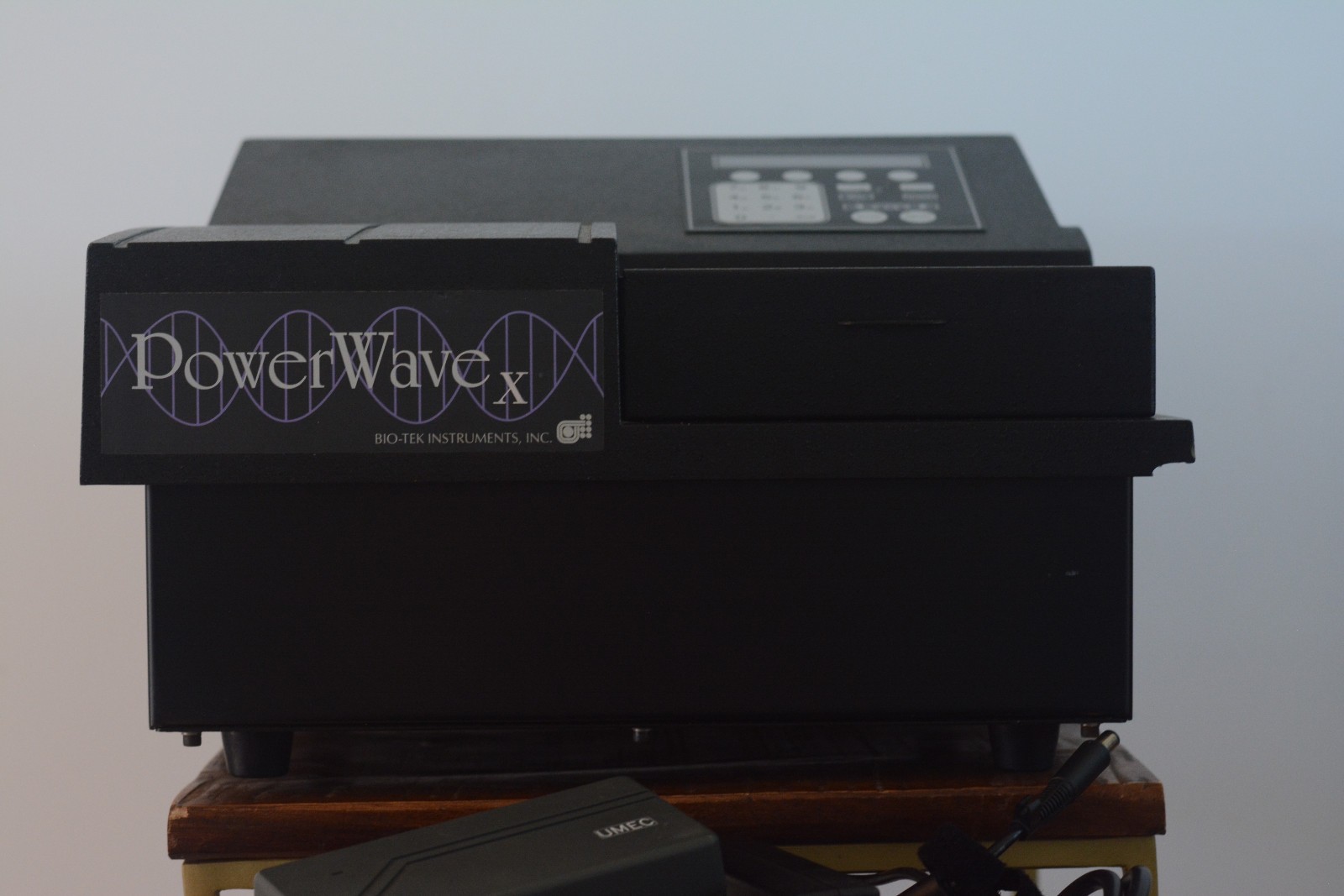🔥 BioTek PowerWave X Microplate Reader with manual, laptop, and software