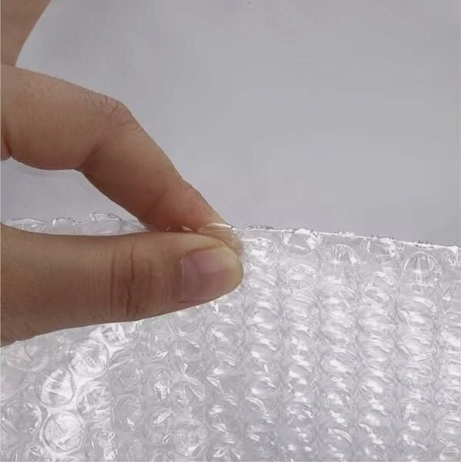 3/16″ SH Small Bubble Cushioning Wrap Padding Roll 700’x12″ Wide Perf 12″ 700F..