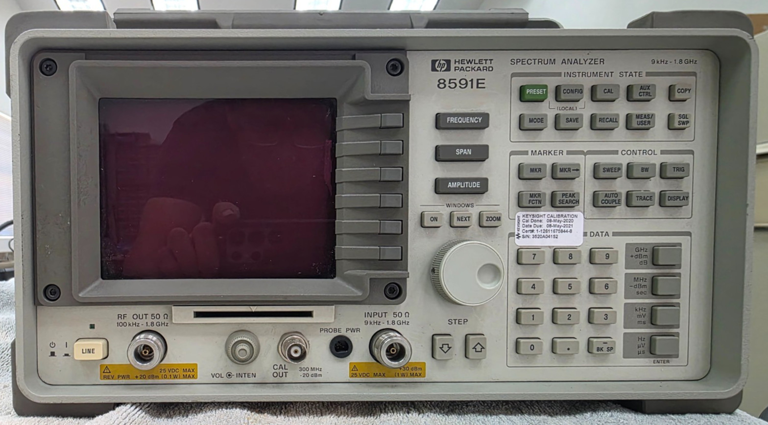 HP Agilent 8591E Spectrum Analyzer w/opt 4, 1 0, 41 Tracking Generator Nice