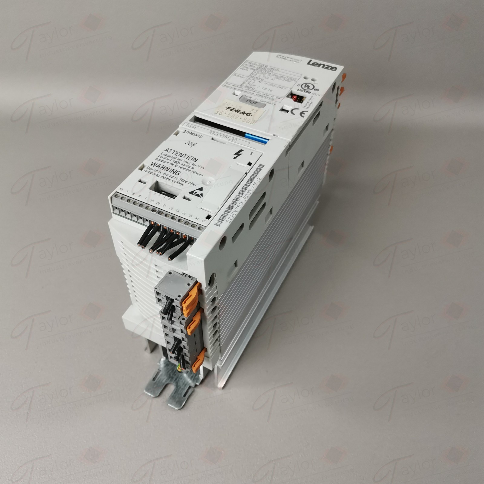 Lenze E82EV751_2B