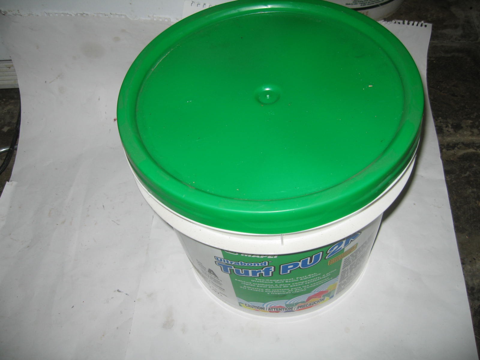 New Mapei Ultrabond Turf PU 2K 2 Gallon Pail Green Urethane Adhesive