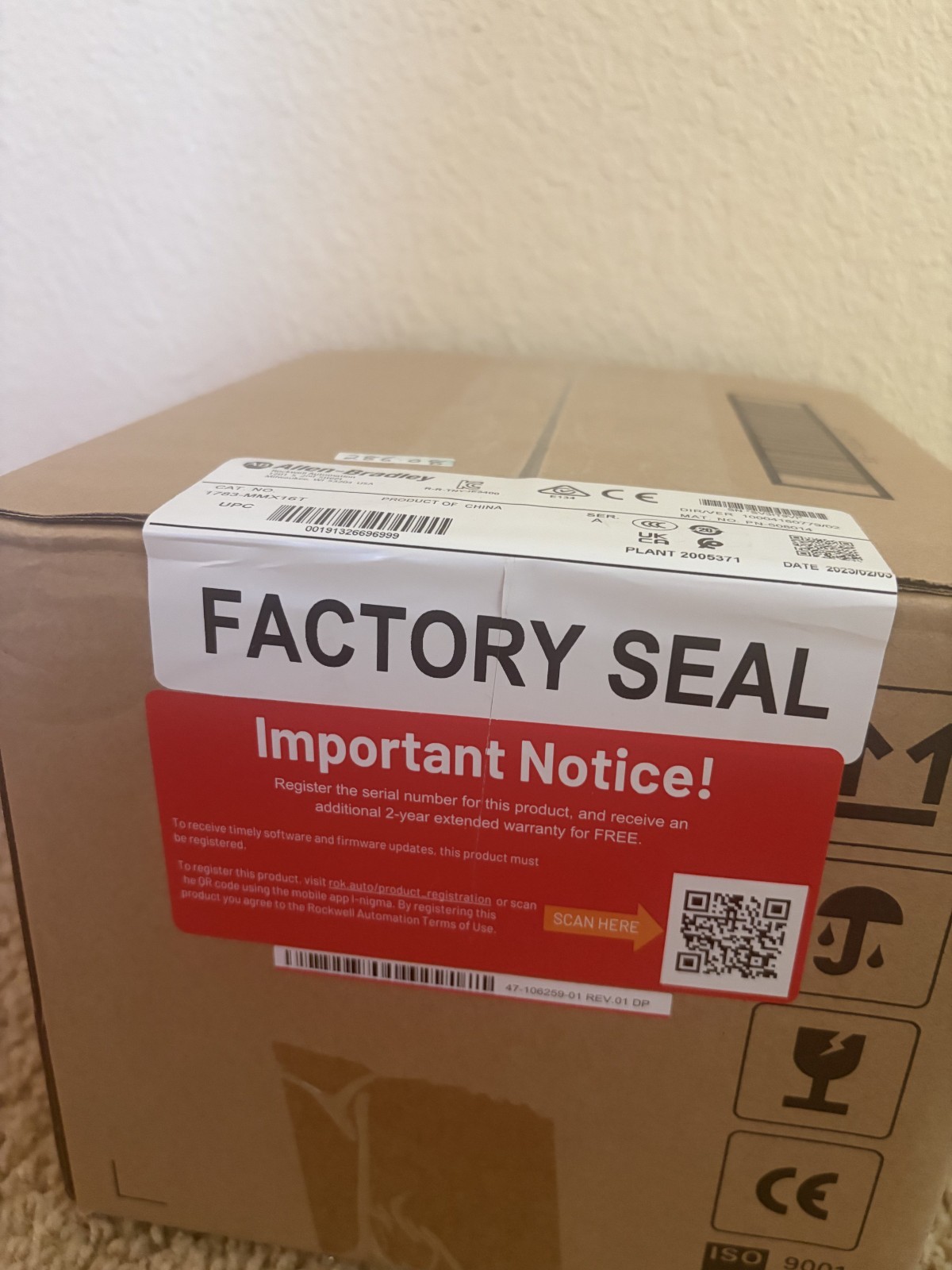 Allen Bradley/Rockwell Automation 1783-MMX16T: 16 Port Network Expansion Module