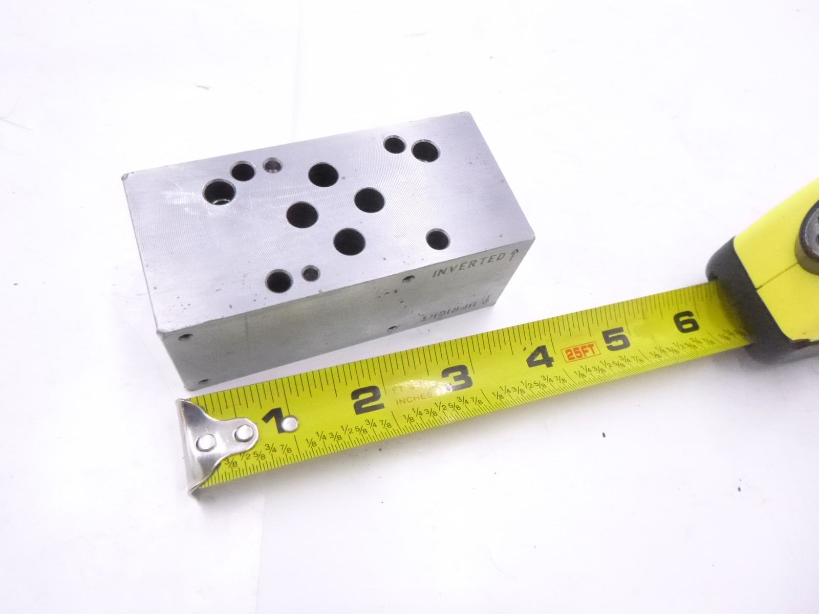 Parker Hannifin 1830032 Hydraulic Steel Valve Manifold 3-3/4″ x 1-3/4″