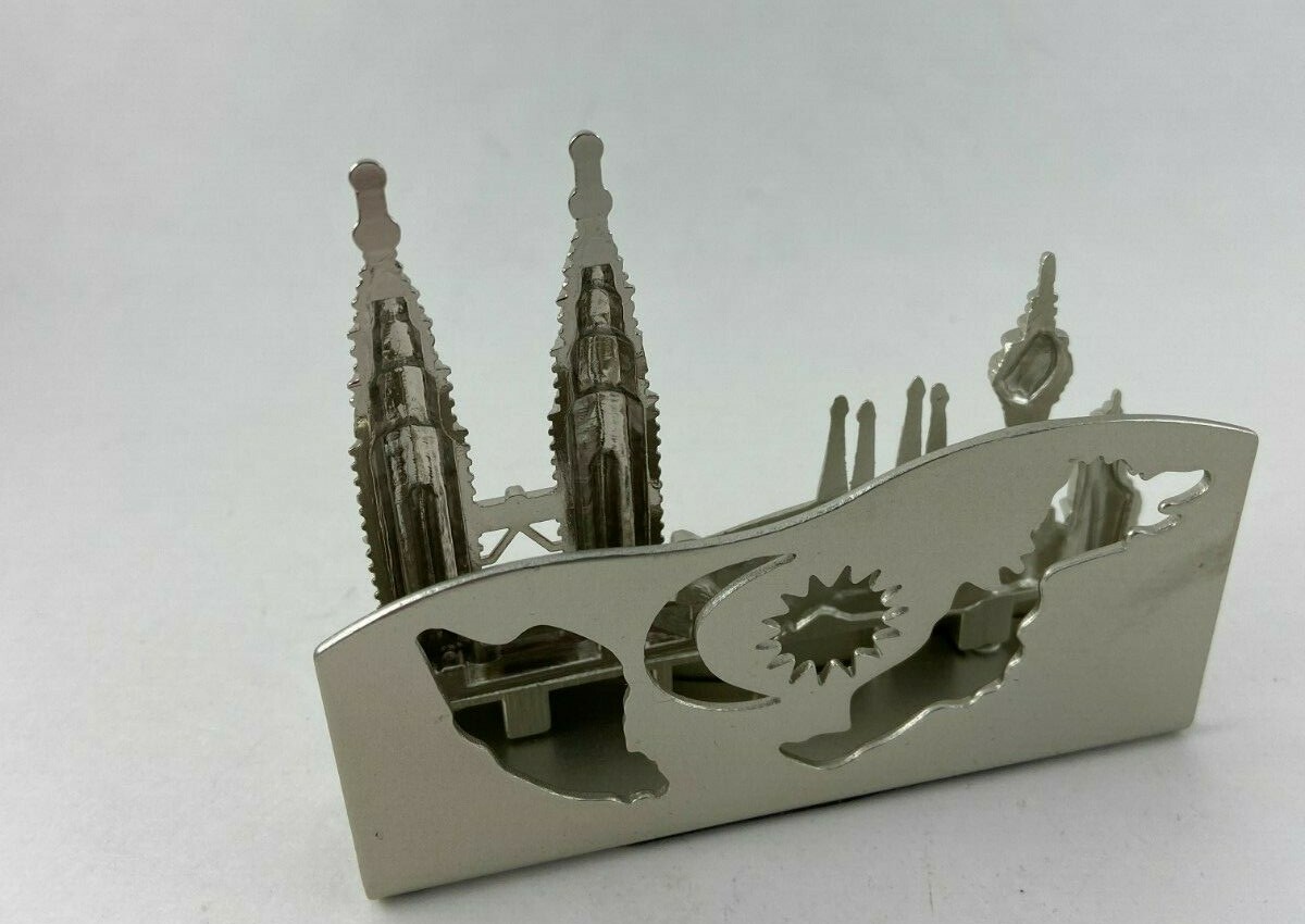 NOS Malaysia Card Holder Silver Toned Vertical by Mari New in the Box -Skyline