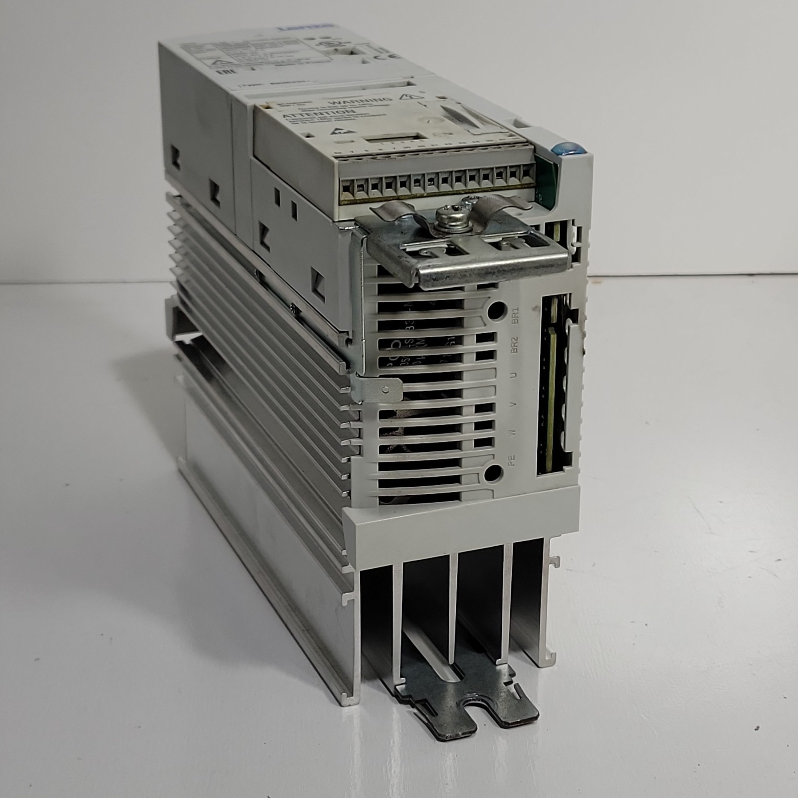 Lenze D-31855 8200 Vector Inverter Electric Automation System Module Unit