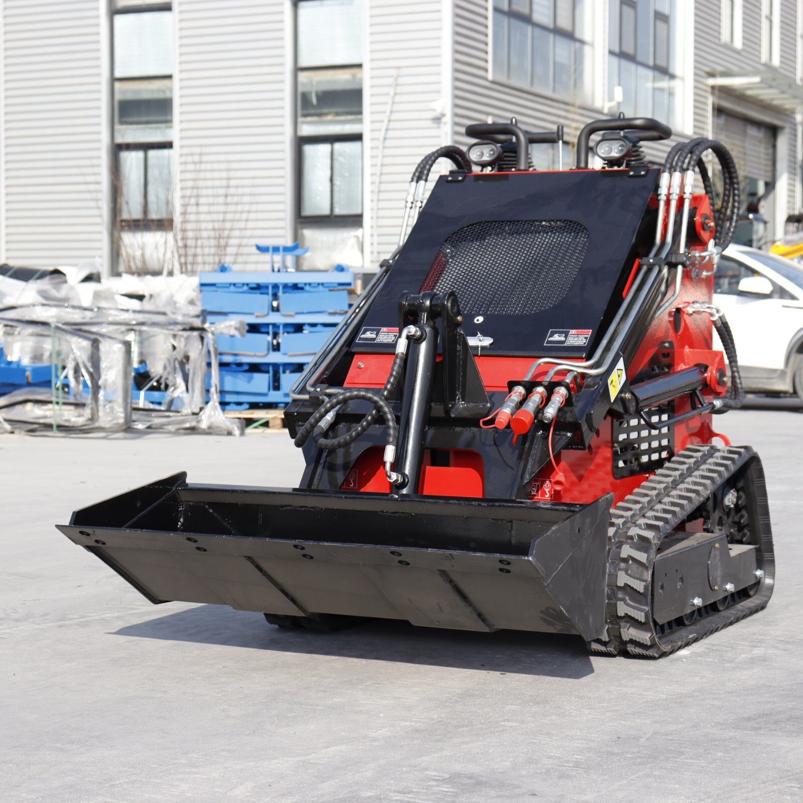 13.5HP Hydraulic Mini Skid Steer Loader Stand-on Track Gas Guided Drive Garden
