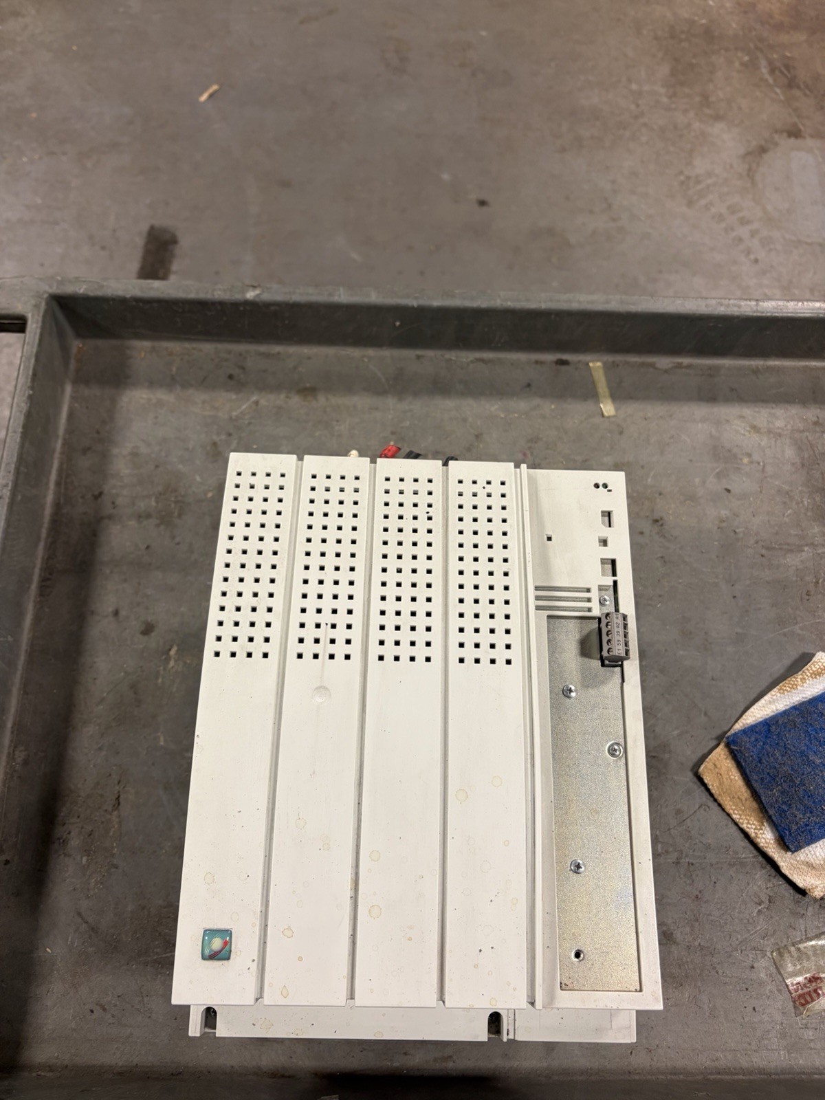 Lenze EMB9343-E Frequency Inverter Regenerativ Power Supply 480V 3Ph 25.9kW USED