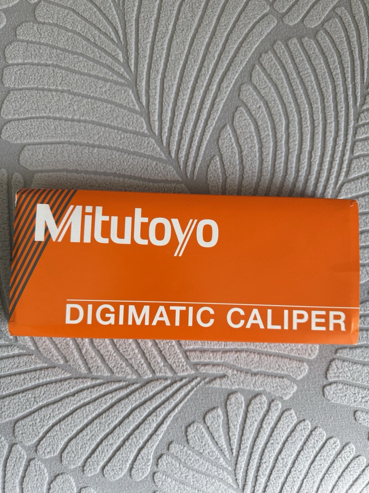 Mitutoyo 500-195-30 ABSOLUTE AOS Digimatic Digital Caliper 0-4” / 0-100mm NEW