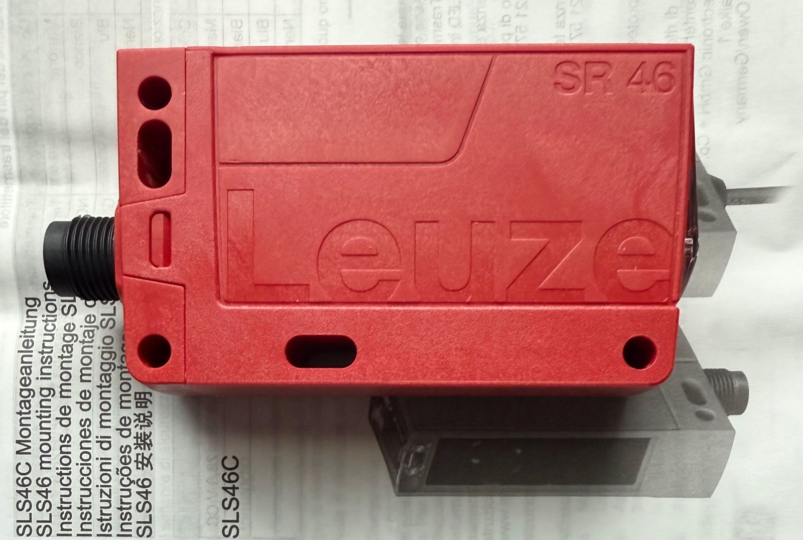 New Leuze SLE46CI-40.K2/4P-M12 Sensor 50121921