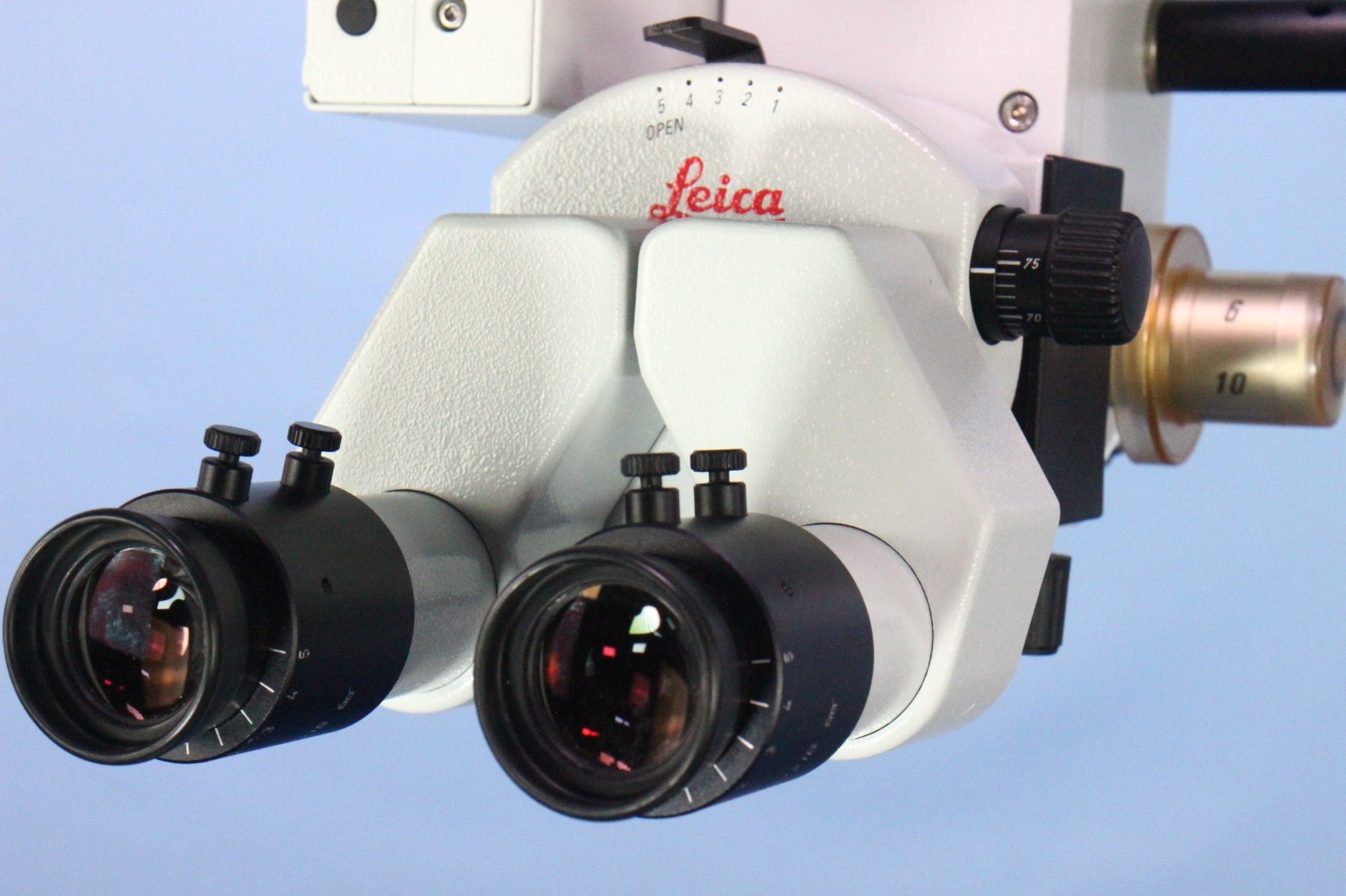 Leica Wild ENT Surgical Microscope Tested with Warranty
