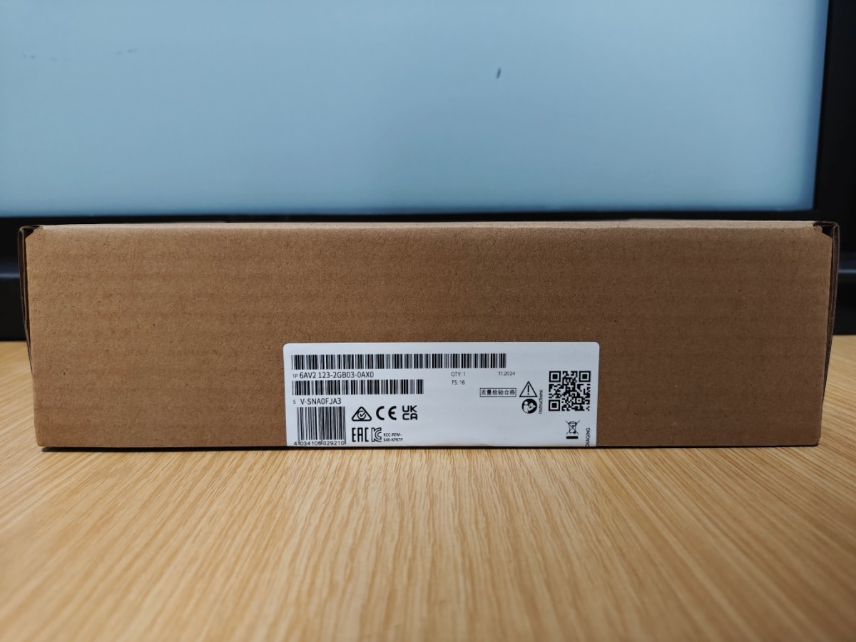 1PCS New Siemens 6AV2123-2GB03-0AX0