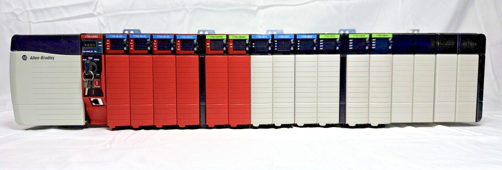 Allen-Bradley 1756-L83ES GuardLogix 5580 PLC w/ 1756-IB16S 1756-OBV8S