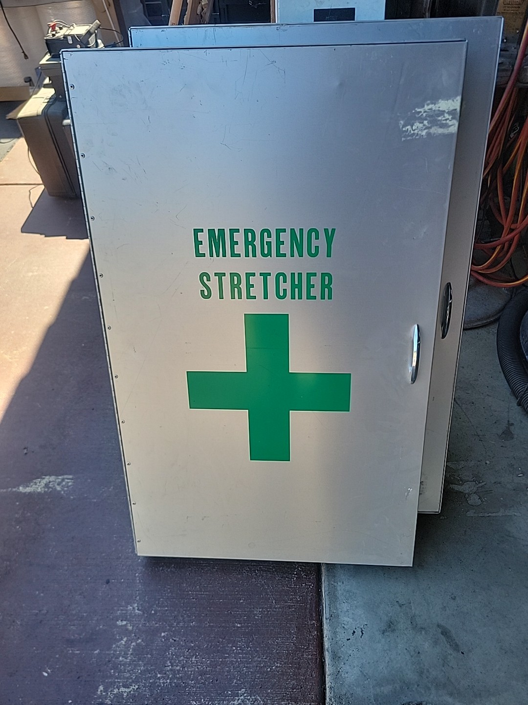 FERNO WASHINGTON INC 2-WHEEL FOLDING STRETCHER Local PU Welcome W/ Alum Cabinet