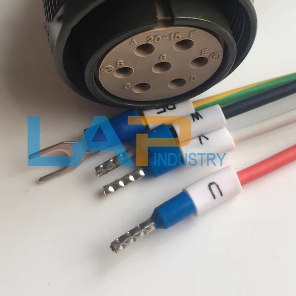 1PCS NEW FOR BCH Servo Motor Power Line VW3M5D2AR20/30/50/80/100/150/200/250/300