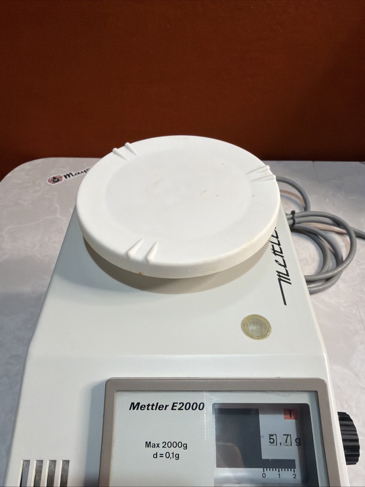 Mettler E2000 2kg Capacity Gram Scale w/ 5″ Table – 120V – E 2000 – Tested GOOD!