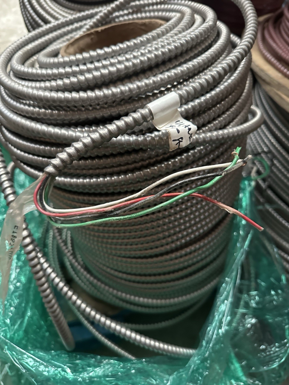 700 Ft. 14/3 Spool. Southwire Copper MC Electric Wire.