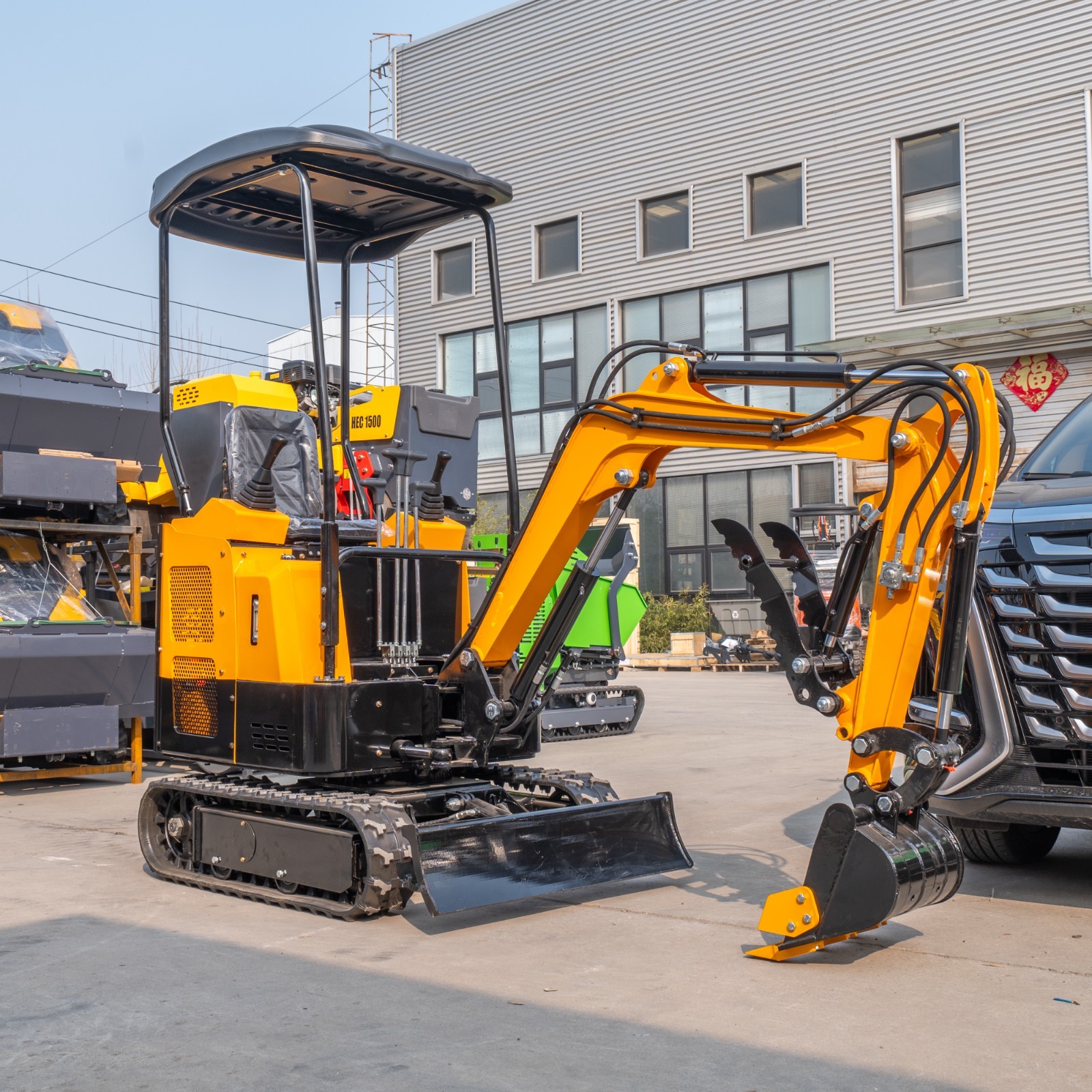 FREE SHIPPING 13.5HP Mini Excavator 1.5 Ton EPA Engine Hydraulic Thumb Digger