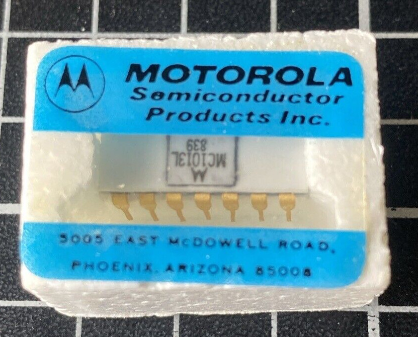 Motorola MC1013L AC-Coupled J-K Flip-Flop IC Gold MECL II 85 MHz