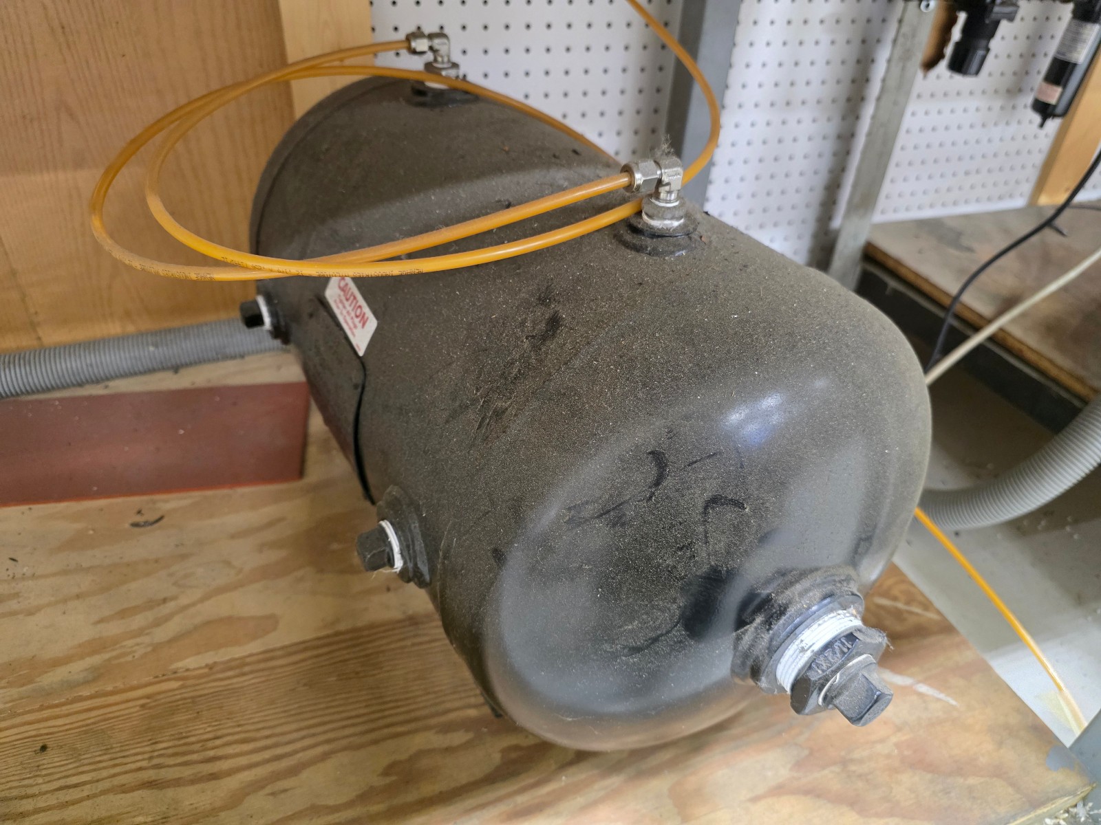 ATC IL2-050C-100-E2 LEAK TESTER