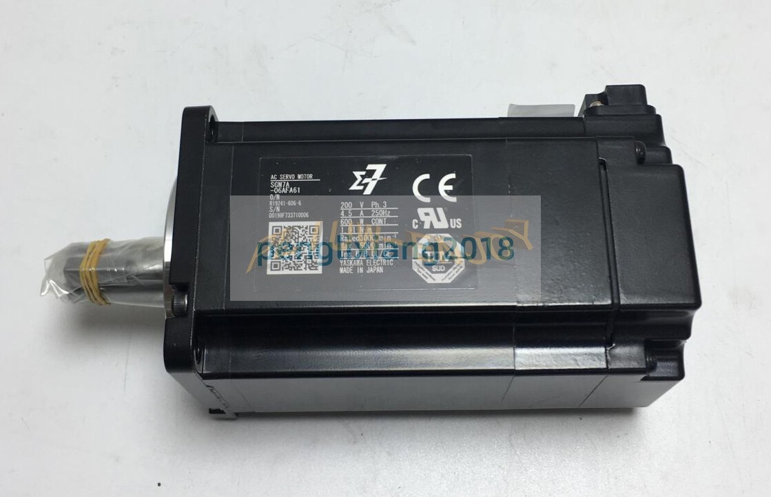 ONE YASKAWA SERVO MOTOR SGM7A-06AFA61 NEW