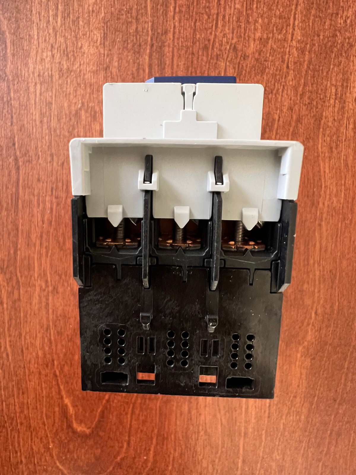 Allen-Bradley AB 140MT-C3E-B63 Motor Protection Circuit-Breaker SER A 88A