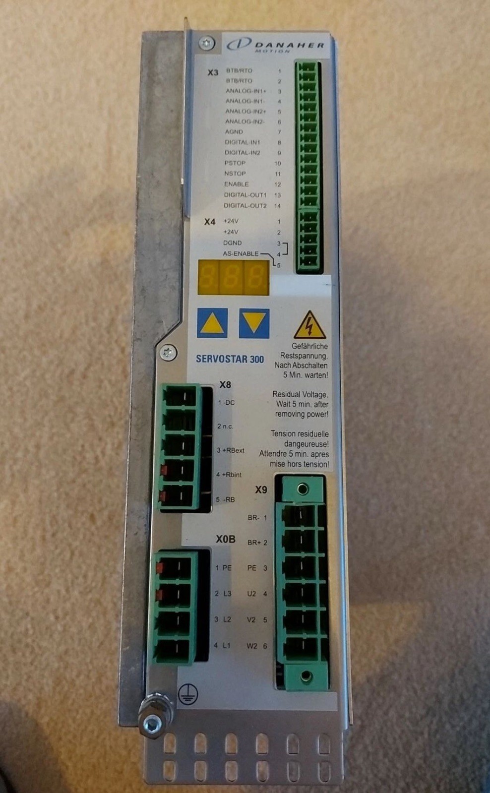 Servostar 300 341 servo drive Kollmorgen Danaher used S3010 1-PB