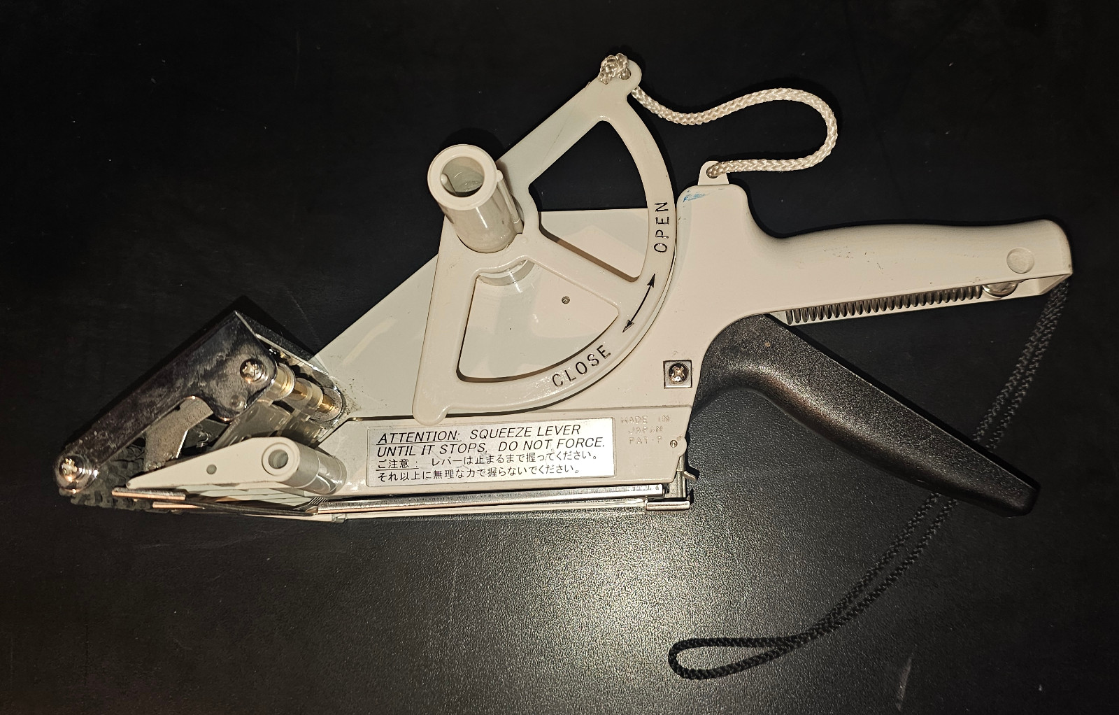 Towa APN-60 Label Applicator Excellent Condition (Made in Japan)
