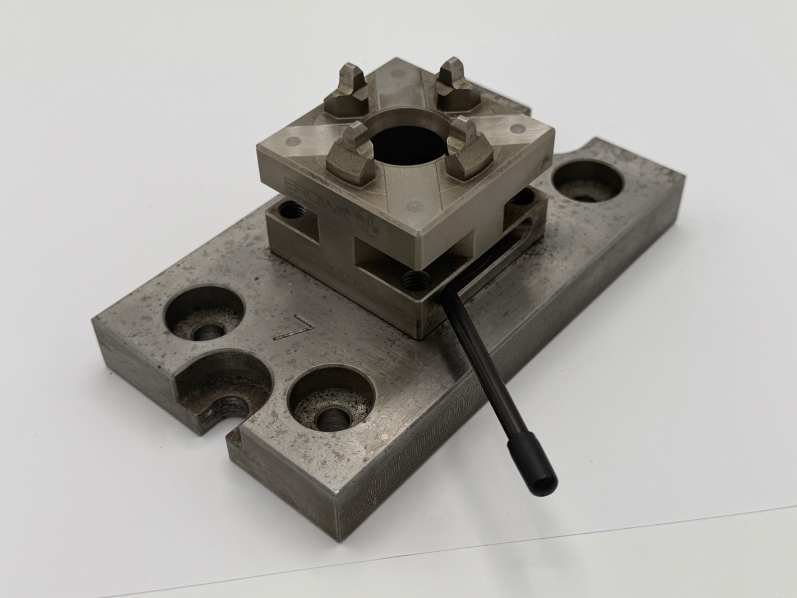 Erowa ER-008470 manual chuck EDM