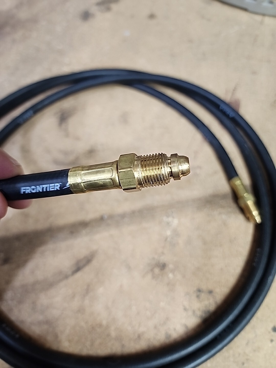 10ft Continental Frontier 1/4″ (6.4mm) 200 PSI W.P. With Brass Fittings