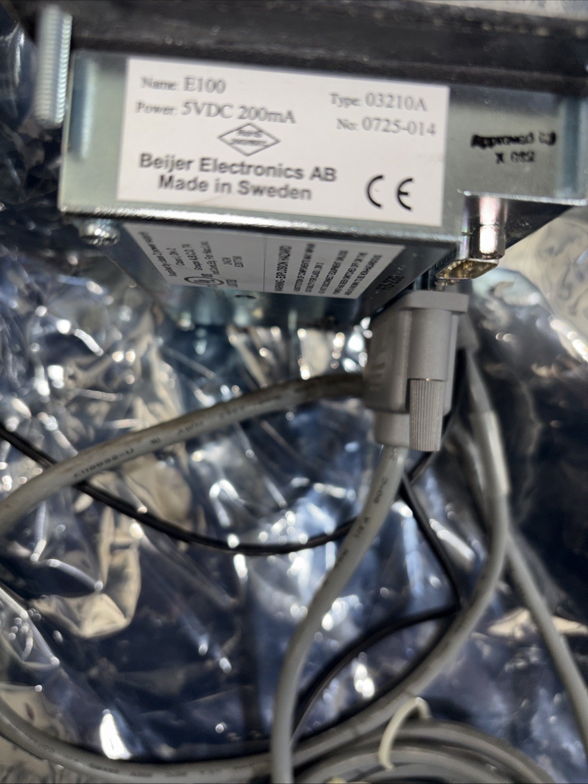 BEIJER ELECTRONICS E100 HMI OPERATOR PANEL with Cable