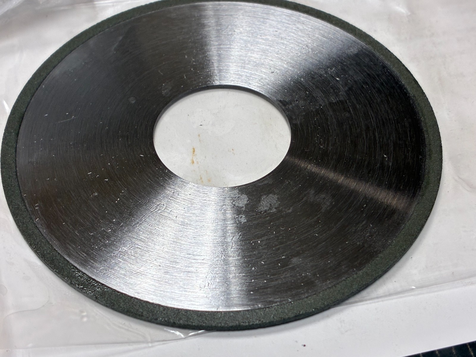MSC DIW61200J, 4″ x 1/16 “x 1-1/4”, 1A1 Diamond Surface Grinding Wheel, 150 Grit