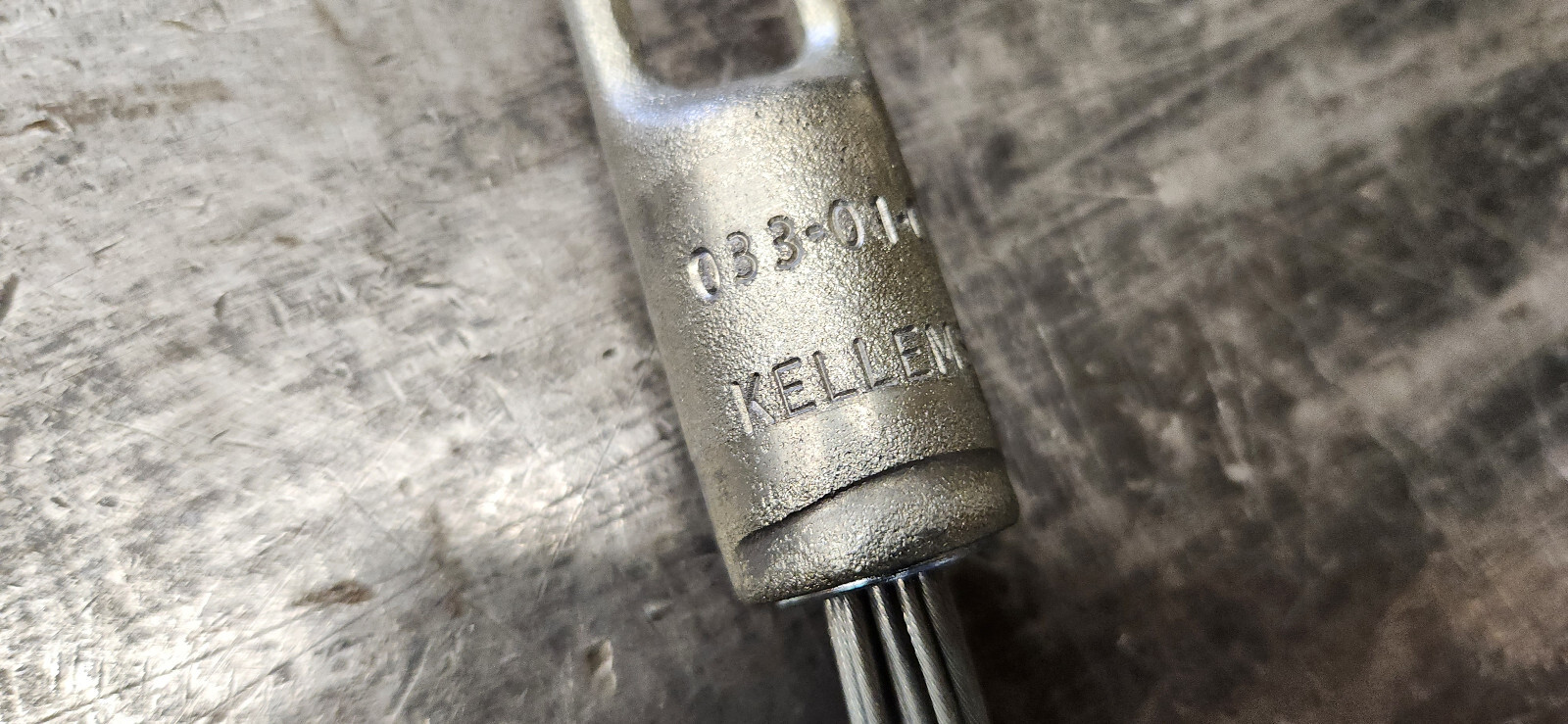 HUBBELL KELLEMS 033-01-001 03301001 Rotating Eye Pulling Grip .50-.61″ NEW