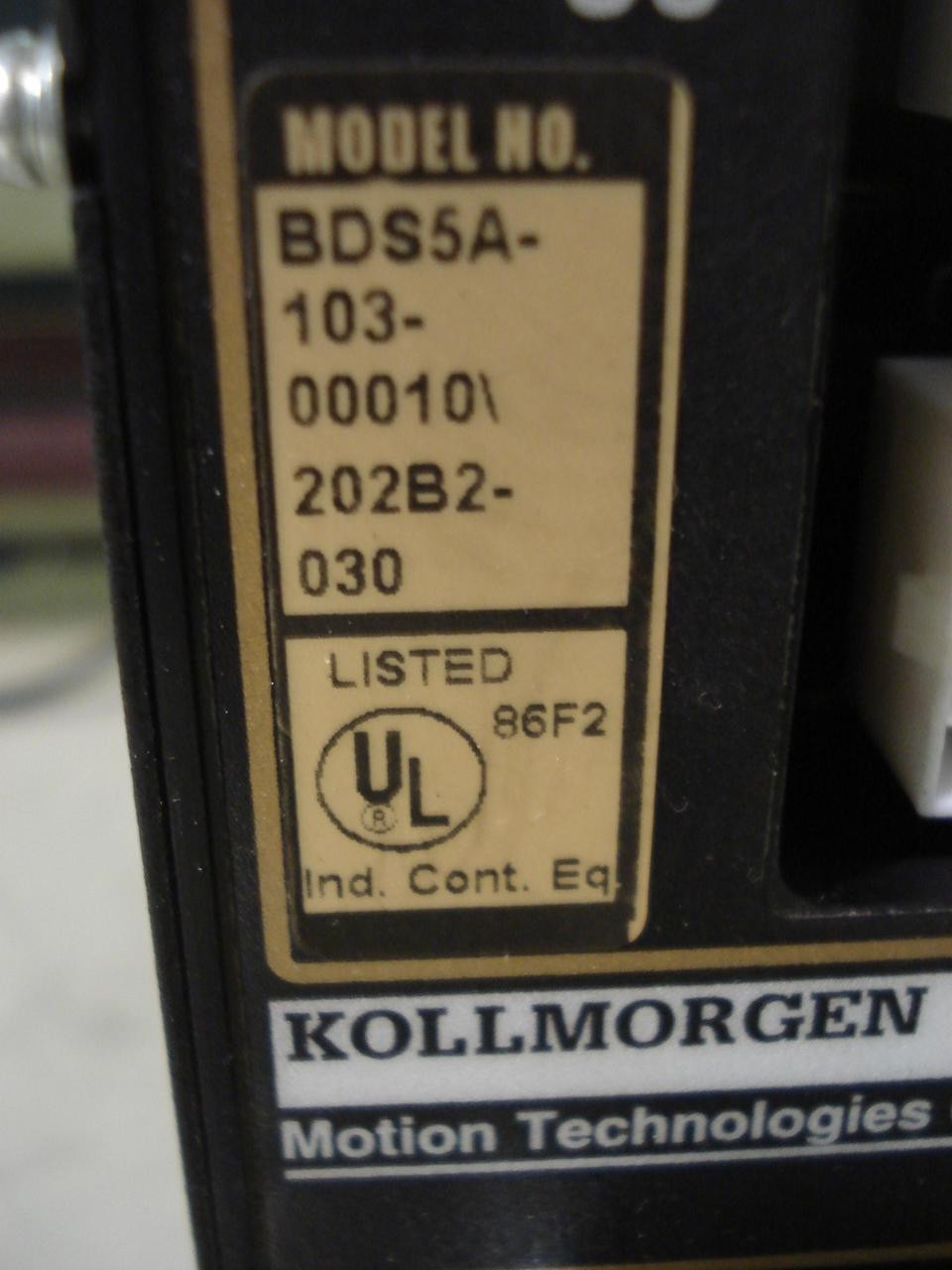 KOLLMORGEN BDS5A-103-00010/202B2-030 SERVO AMPLIFIER B T5822