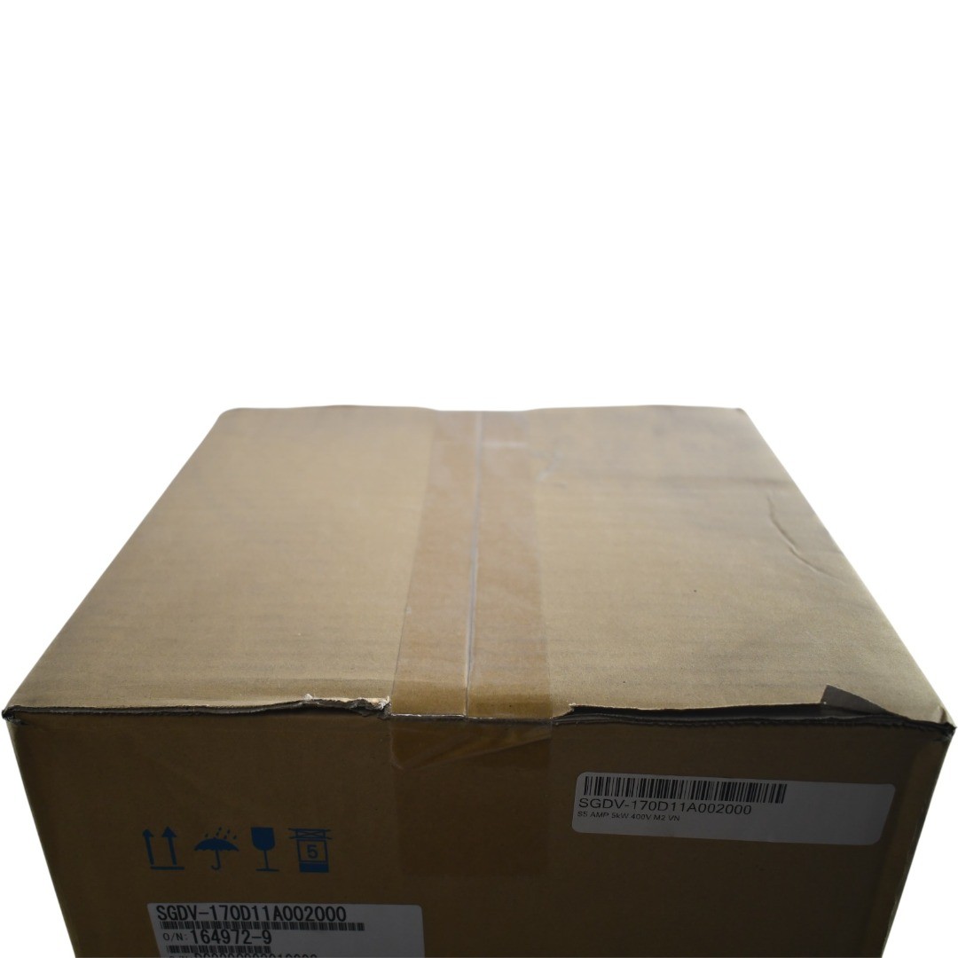 NEW Yaskawa SGDV-170D11A002000 Sigma 5 SERVOPACK AC Servo Drive 5kW 400V