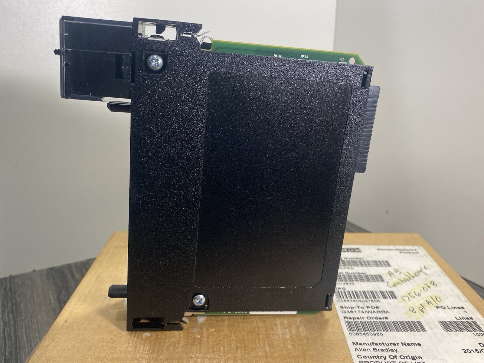 Allen Bradley 1756-OF8 Series A ControlLogix Analog 8-Point Output Module – USA