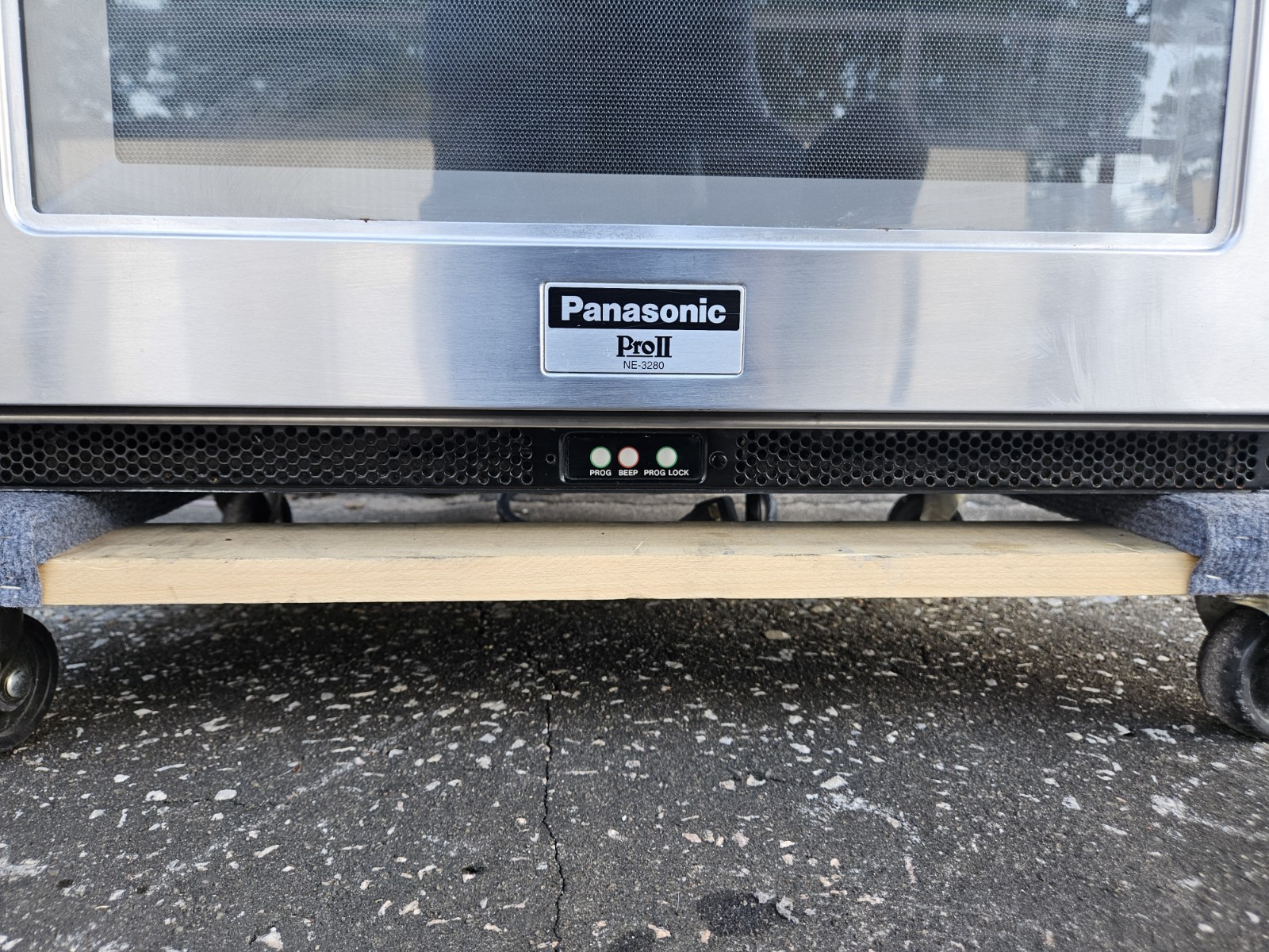 Panasonic Pro 2 Sonic Steamer Microwave | NE-3280 3200 Watt 208/240 1 Phase