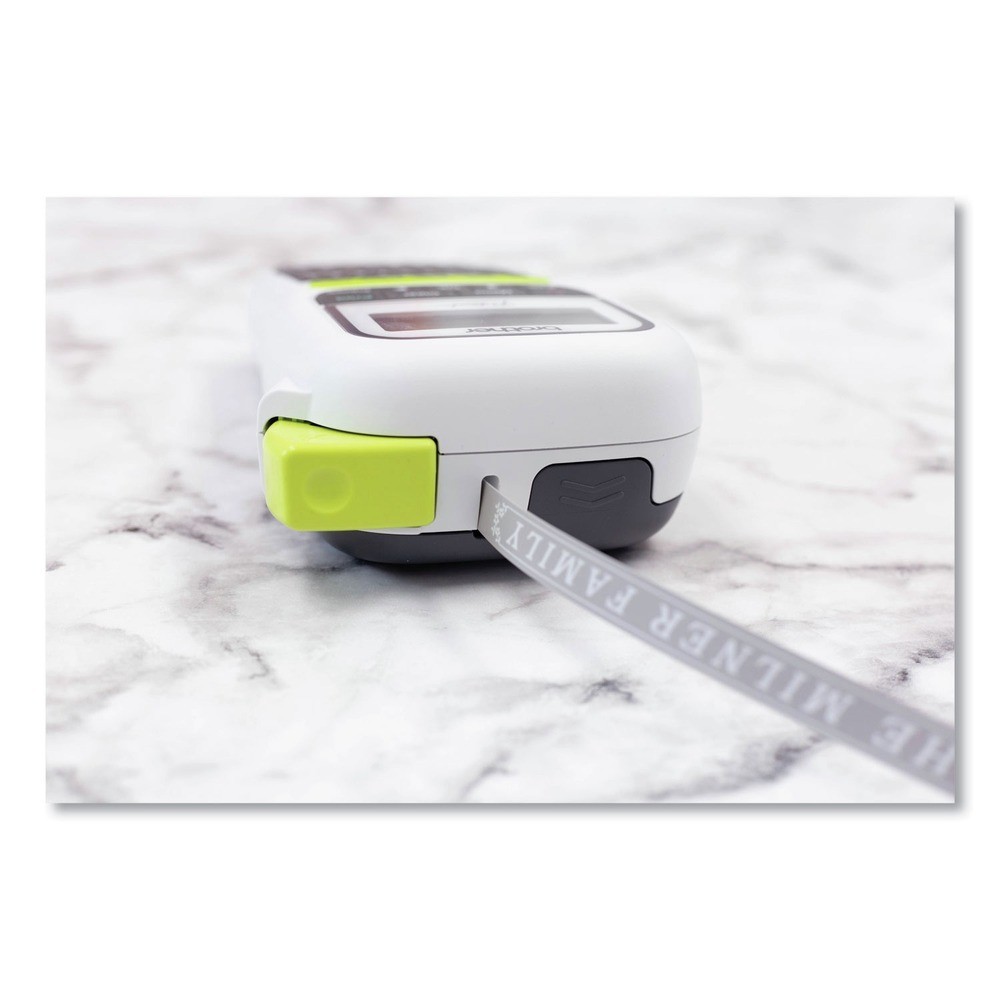 Brother P-Touch PTH110 4.5″ x 6.13″ x 2.5″ 2 Lines Easy Portable Label Maker New
