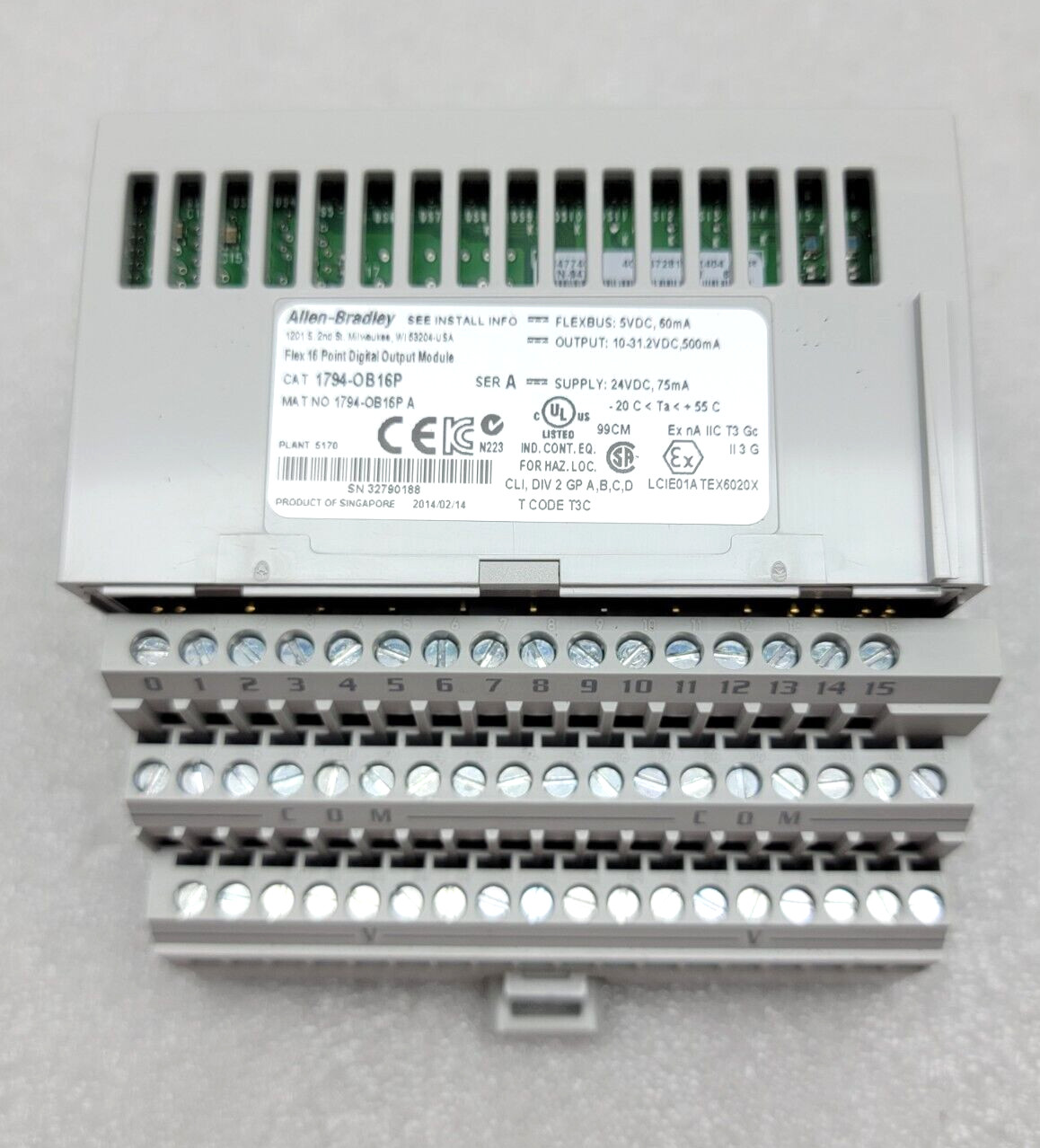 UNUSED ALLEN BRADLEY 1794-OB16P FLEX I/O OUTPUT PROTECTED 24VDC WITH TB3 BASE