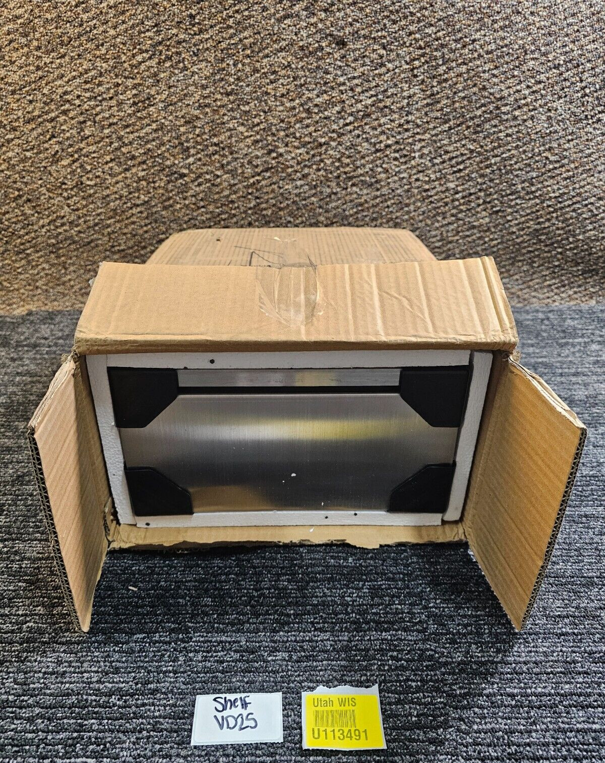 Vevor Stainless Steel Electrical Enclosure Box 16″x 12″x 6″, Wall-Mounted Silver