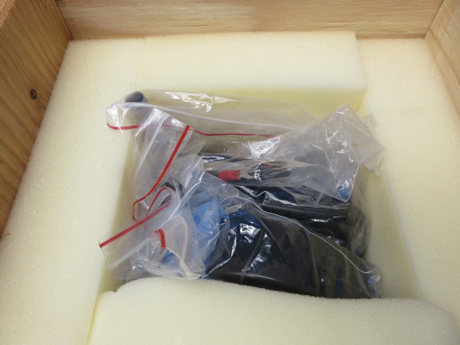 XANAR Fluorophotometer 120 Johnson & Johnson – looks unused in original crate!